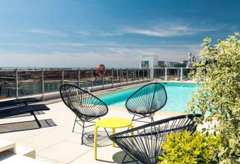 Mercure Nice Centre Notre Dame allows 18 year olds to book a room