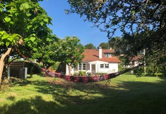 Villa Orcas has Balcony rooms