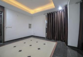 Treebo Trend Silver Apartment allows 18 year olds to book a room