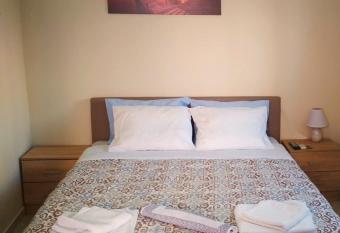   &   Studios has Balcony rooms