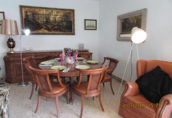 Apart.con piscina en Sitges zona residencial has Balcony rooms