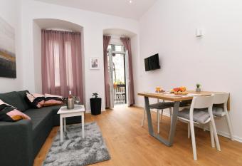 Vitopolis 3 has Balcony rooms