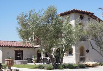 Croad Vineyards o The Inn has Balcony rooms