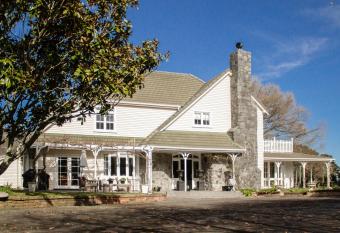 Goodin Country Garden allows 18 year olds to book a room