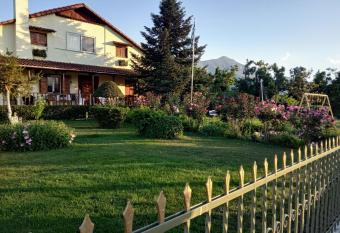 Villa Axiothea has Balcony rooms