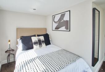 Host & Stay - West Cliff View Apartment allows 18 year olds to book a room