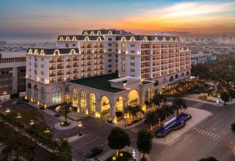 Meli   Vinpearl Hai Phong Rivera has Smoking/Balcony rooms