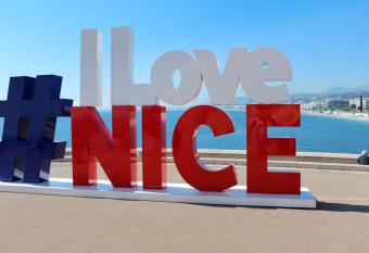 ibis Nice Centre Gare allows 18 year olds to book a room