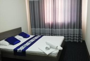 DDHotel allows 18 year olds to book a room