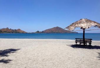 Puerto Silanguin Beach Camping Resort has Balcony rooms