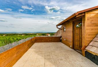 Tagyon Birtok K  sei sz  ret Apartmanh  z has Balcony rooms