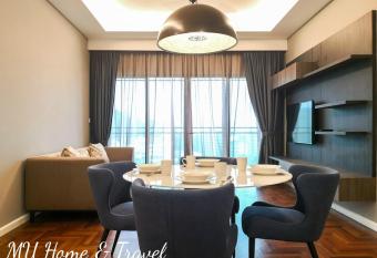 MU Vista l 360 Skypool Superior Suite has Balcony rooms