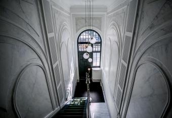 Boutique B&B N10 has Balcony rooms