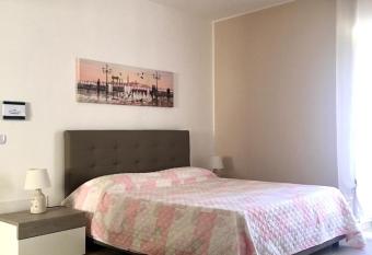 B&B San Giovanni allows 18 year olds to book a room