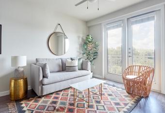 Sonder at Southtown has Balcony rooms