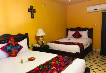 Camino Mexicano Hotel & Resort has Balcony rooms
