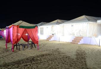 Anantara Resort Jaisalmer allows 18 year olds to book a room