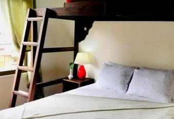 Sol y Luna Apartments has Balcony rooms