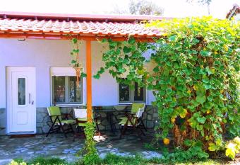 Cristi Apartments has Balcony rooms