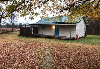 Henderson Private Guesthouse has Balcony rooms