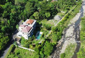 Anugerah Villas 2 has Balcony rooms