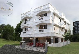 Olive Inn Apartment has Balcony rooms