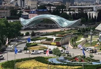 Tamuna apartment has Smoking/Balcony rooms