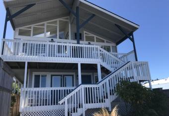 Bandon Marina Inn has Balcony rooms