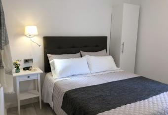 Apartaments La Palmera, Terrace & Pool has Balcony rooms