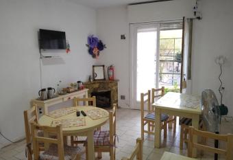 Lo de Pablo allows 18 year olds to book a room