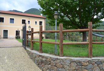 Varazze Sea Mountain 2 has Balcony rooms