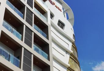 Central Park Reef Resort has Balcony rooms