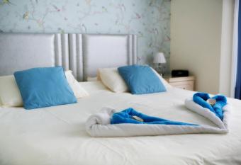 The Haldon Guest House allows 18 year olds to book a room