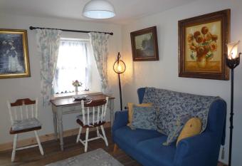 Kitty s allows 18 year olds to book a room