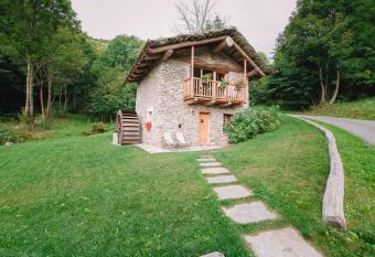 L Escola e Lou Mulin has Balcony rooms