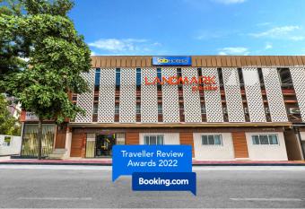 FabHotel Landmark Guestline Vashi allows 18 year olds to book a room