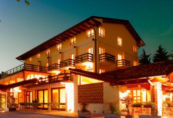 Albergo Costantini has Balcony rooms