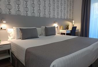 Mendez Nu  ez Alicante has Balcony rooms