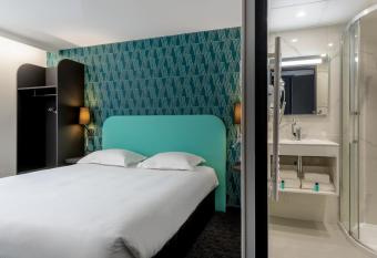 Zenith Hotel Caen allows 18 year olds to book a room