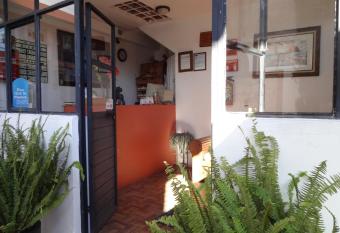 Hotel Posada El Gran Cipres has Smoking rooms