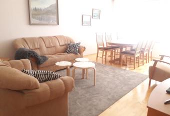 Puutarhakatu 1 bdr 62m2 allows 18 year olds to book a room