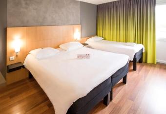 ibis Rennes Beaulieu has Balcony rooms