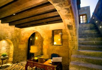 Mystic Hotel - Adults only allows 18 year olds to book a room