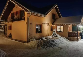 Garni Limbov   Dvor has Balcony rooms