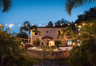 agriturismo l impero romano has Balcony rooms