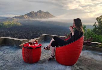 Ayodya Batur Villa has Balcony rooms