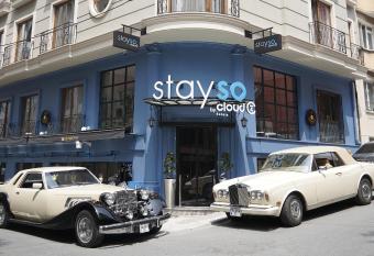 Stayso by Cloud 7 has Balcony rooms