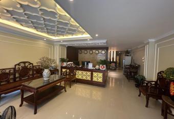 Apollo Airport Hotel allows 18 year olds to book a room