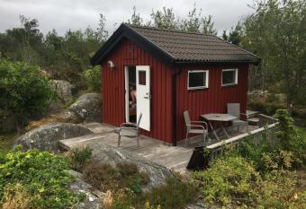 Marstrand has Balcony rooms