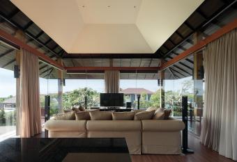 Kailani Villa allows 18 year olds to book a room